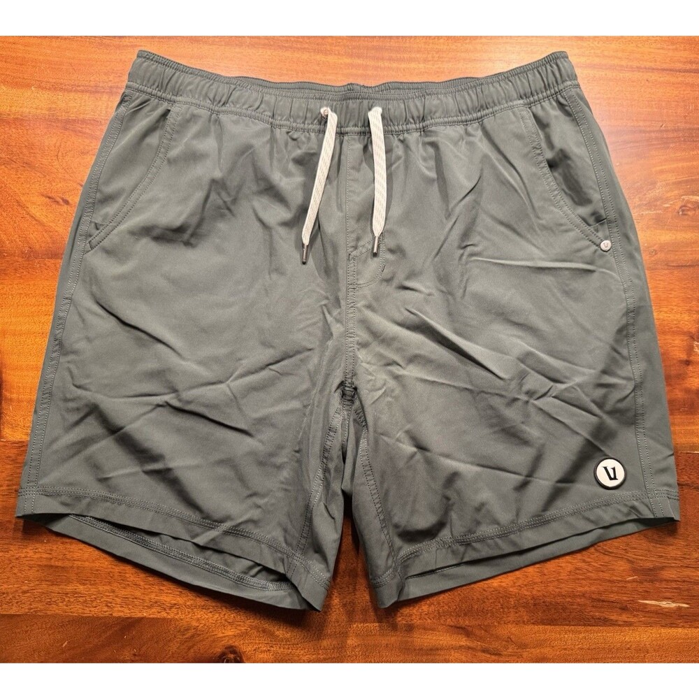 Vuori Kore Shorts Men XL Lined 7.5" Athletic Gym Running Training Sage V302